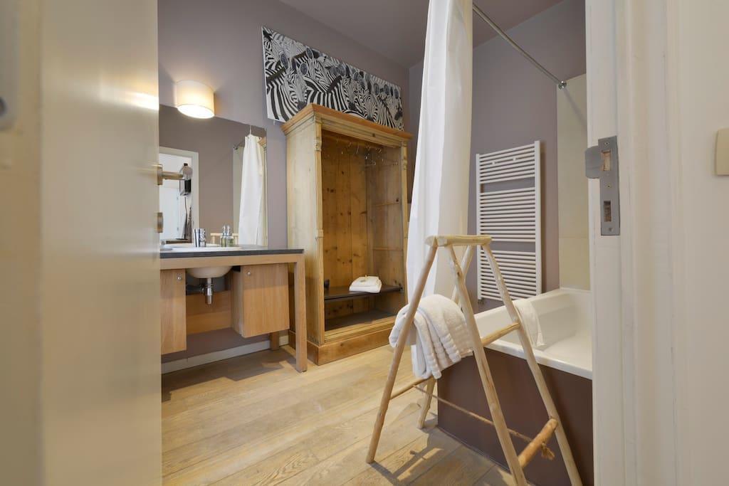 B&B L'Arbre De Vie Иксель Экстерьер фото